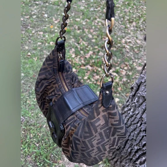 🖤 FENDI Zucca Borsa B Hobo Bag Made In ITALY Authentic! - Picture 11 of 16